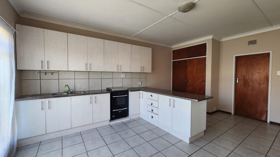 3 Bedroom Property for Sale in Potchefstroom North West